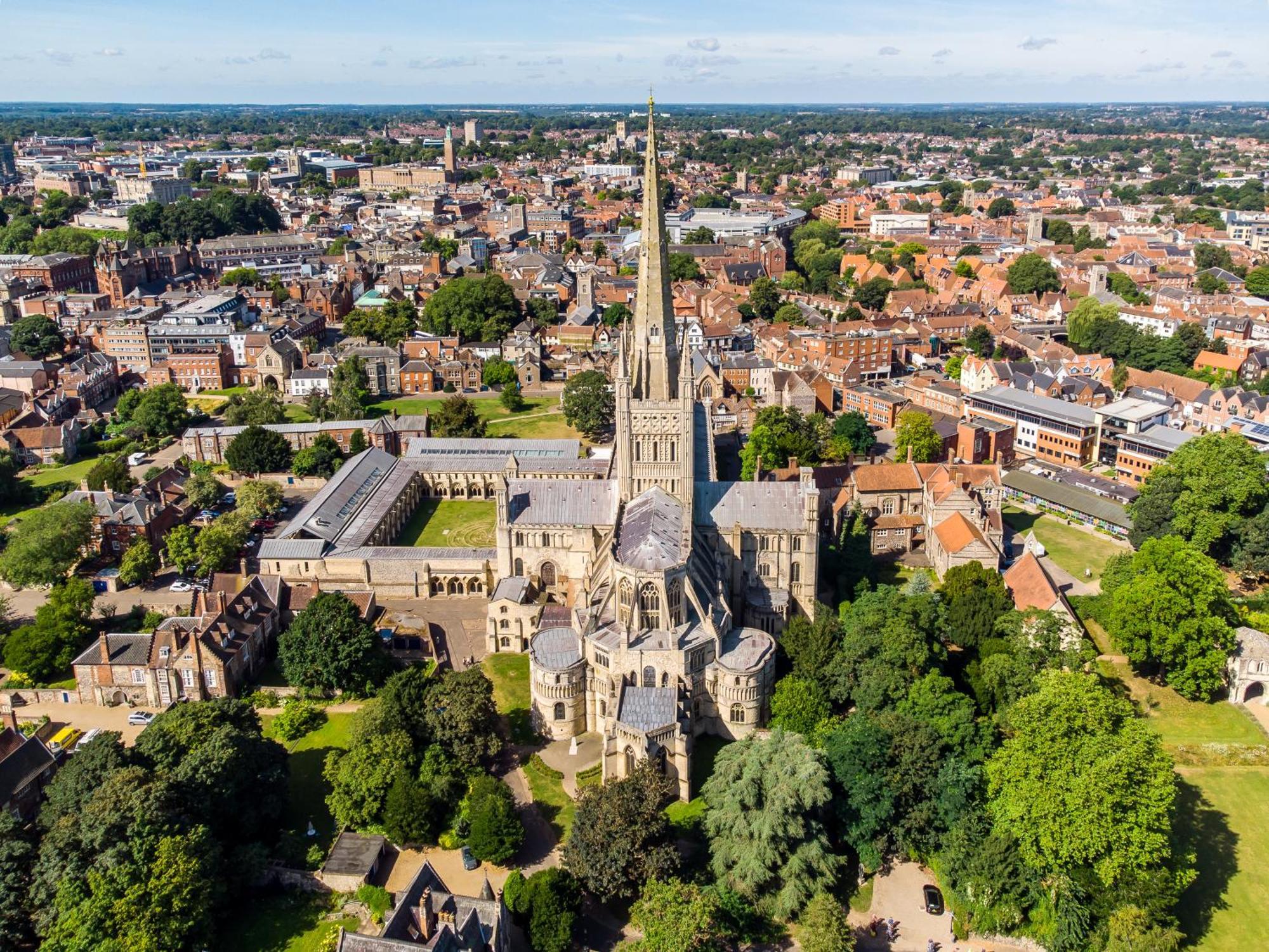 Isabel's Wing! A Stunning 2 Bedroom Norwich